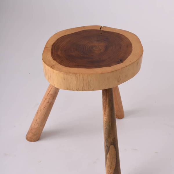 Basic wooden chair